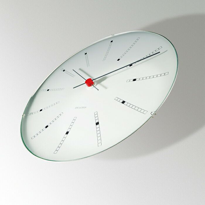 ARNEJACOBSENWALLCLOCKBANKERS290mm